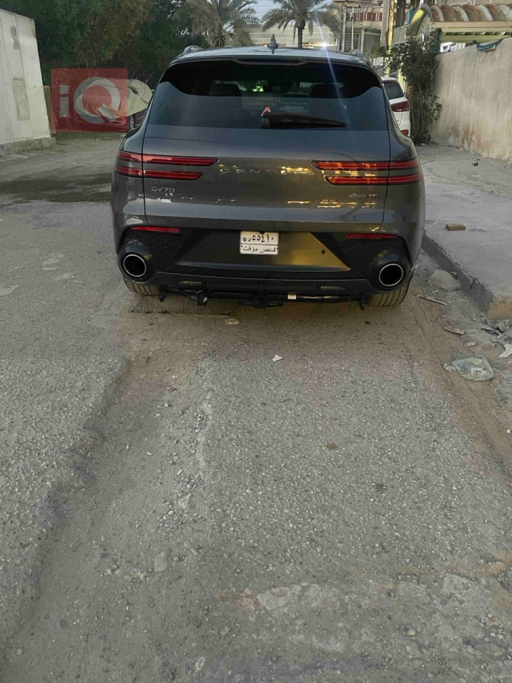 جێنسس GV70